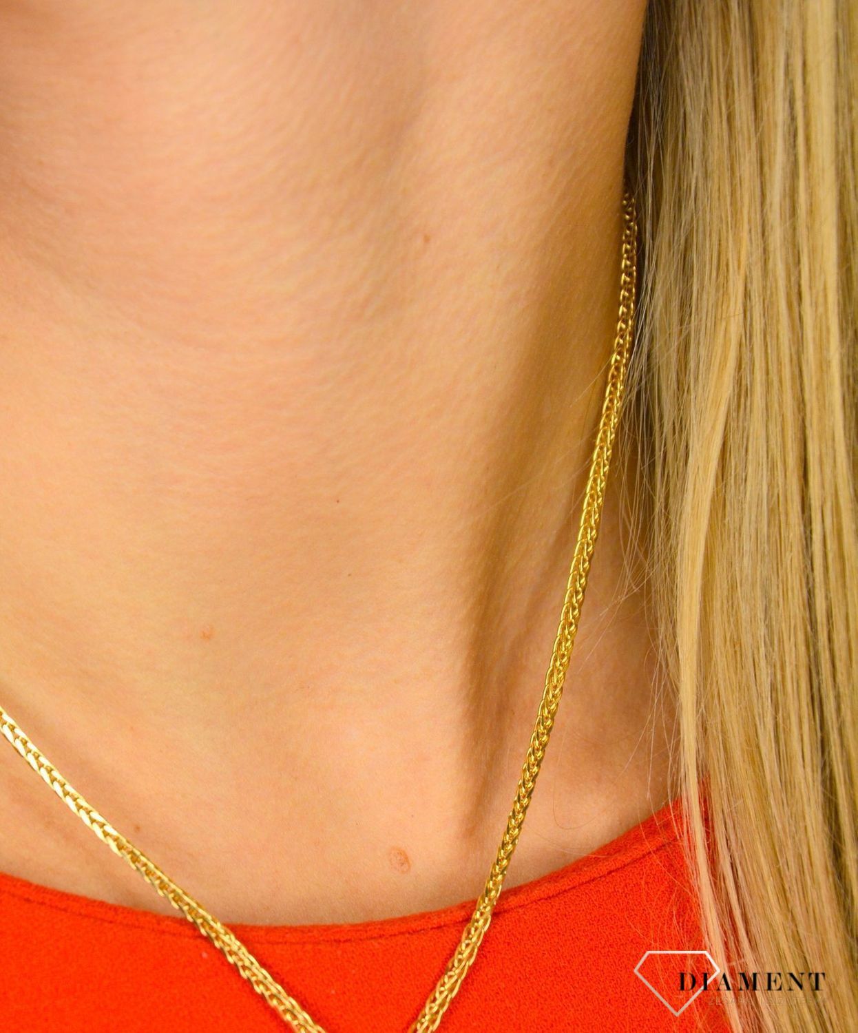 Złoty łańcuszek 585 Lisi ogon 2 mm LA 495B 2mm ✅ Złoty łańcuszek o splocie lisi ogon wykonany z wysokiej jakości złota próby 585 ✅.jpg